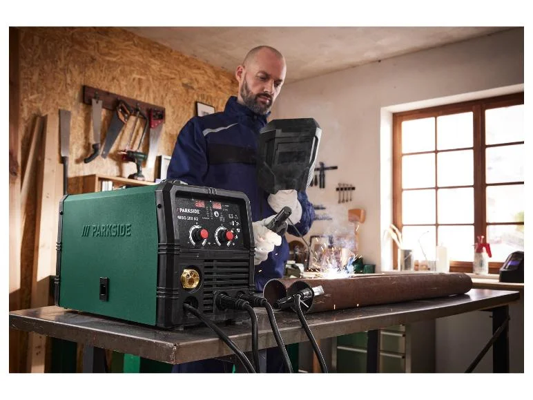 Poste à souder multi-procédé PMSG 200 A2, 4500 W