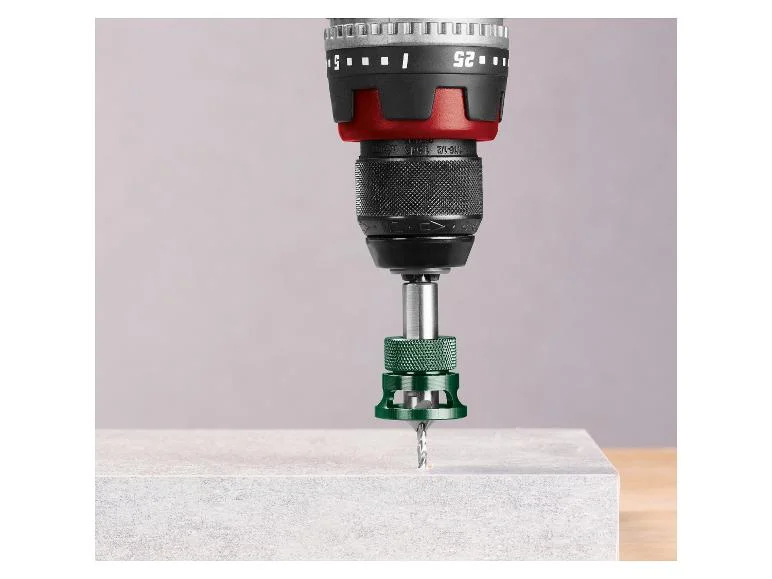 Foret d’amorçage avec fraise conique ou Fraise conique à chanfreiner