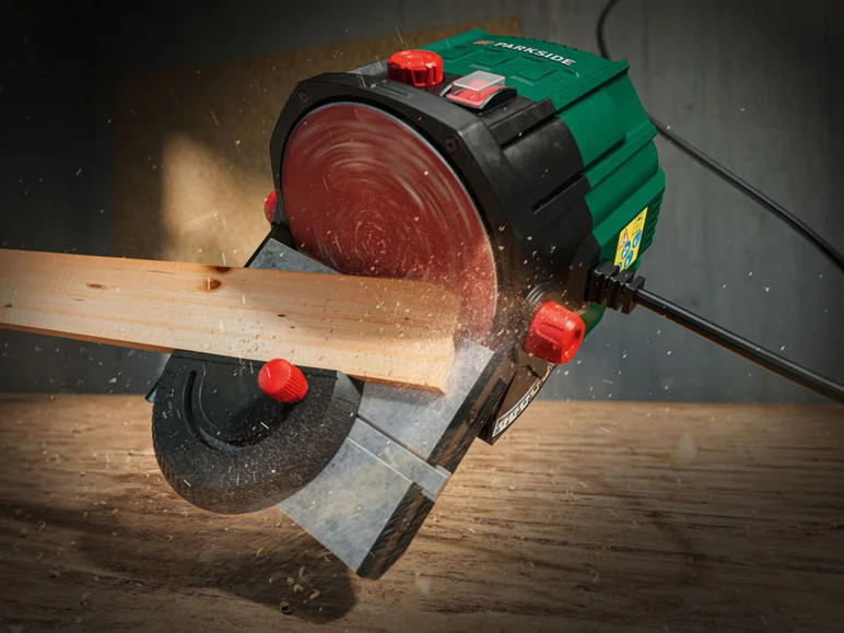 PARKSIDE® Ponceuse à disque PTSG 140 D2, 6 papiers abrasifs inclus