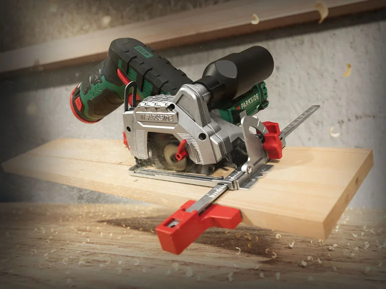 PARKSIDE® Scie circulaire portative sans fil PHKSA 12 B3, sans batterie ni chargeur, 12 V