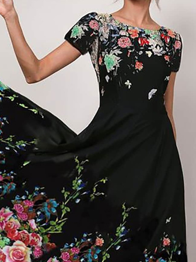 Regular Fit Floral Crew Neck Boho Dress