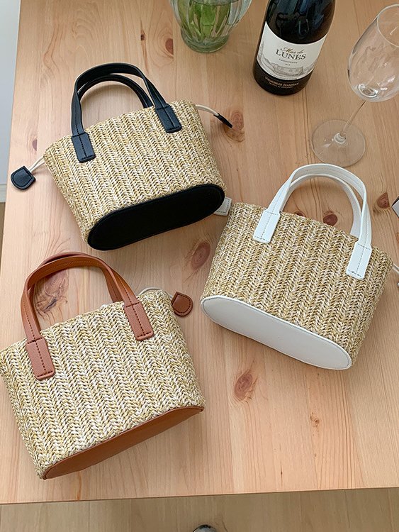 Casual Straw Drawstring Handbag Messenger Bag Vacation Beach Women