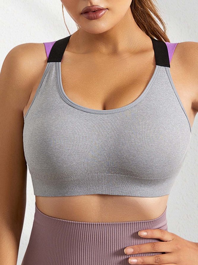 Breathable color-blocking sports bra