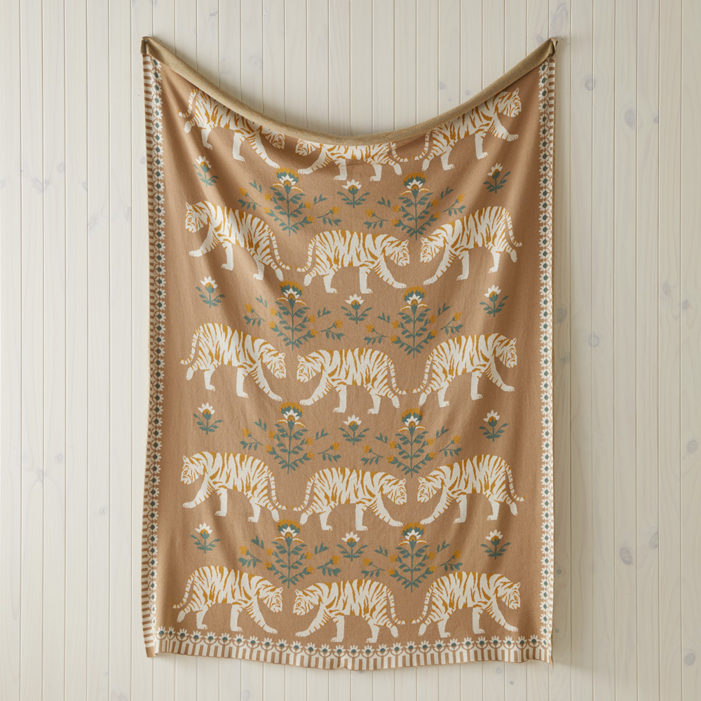 Bengal Tiger Brown Knitted Throw