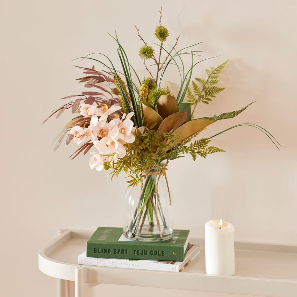 Fleur dans l'eau Cymbidium and Magnolia