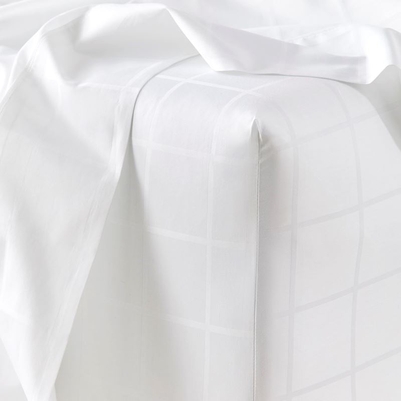 Worlds Softest Cotton White Grid Sheet Set