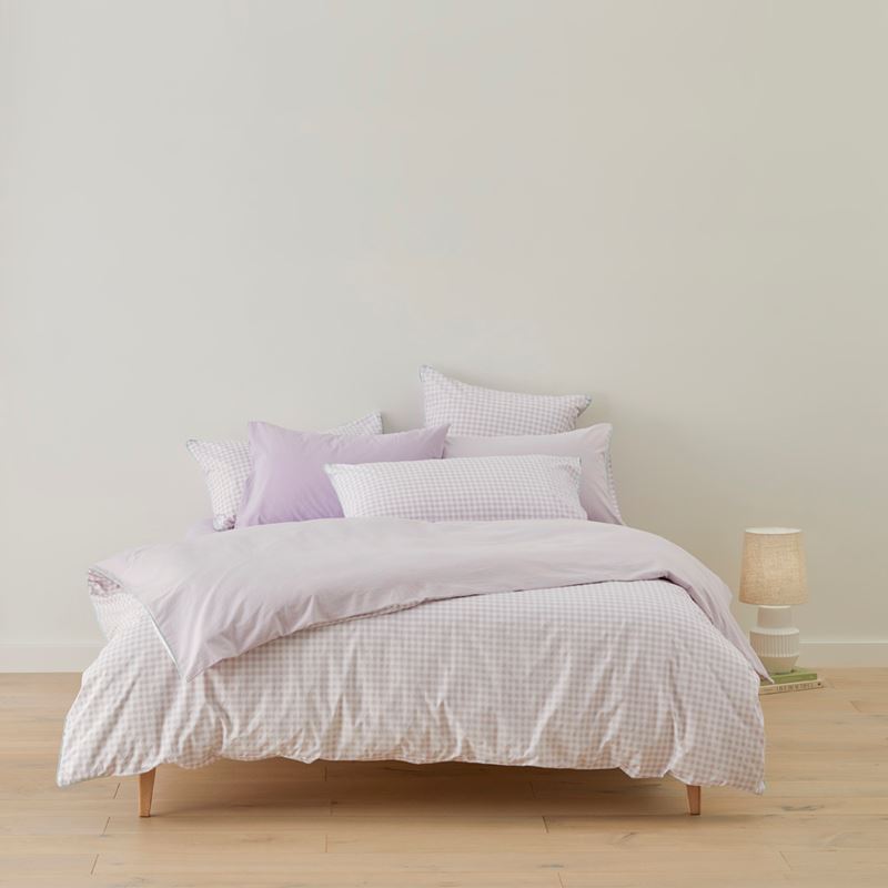 Lonnie Lilac Pillowcases