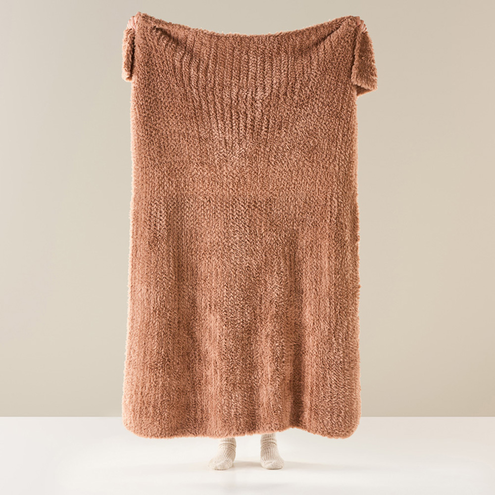 Munich Pink Champagne Feather Yarn Throw