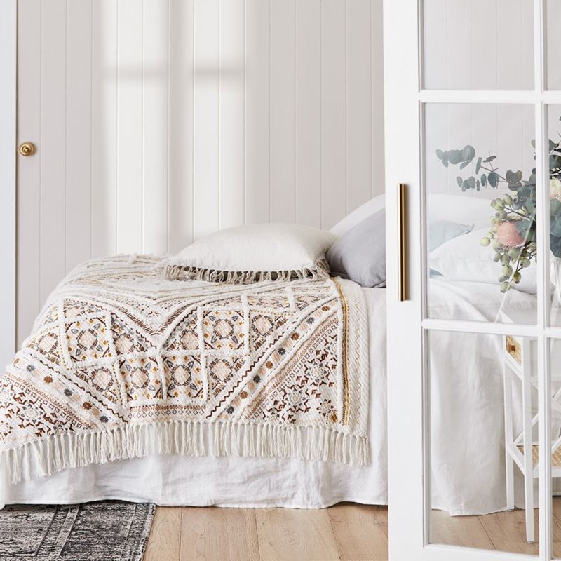 Moroccan Natural Tufted Throw