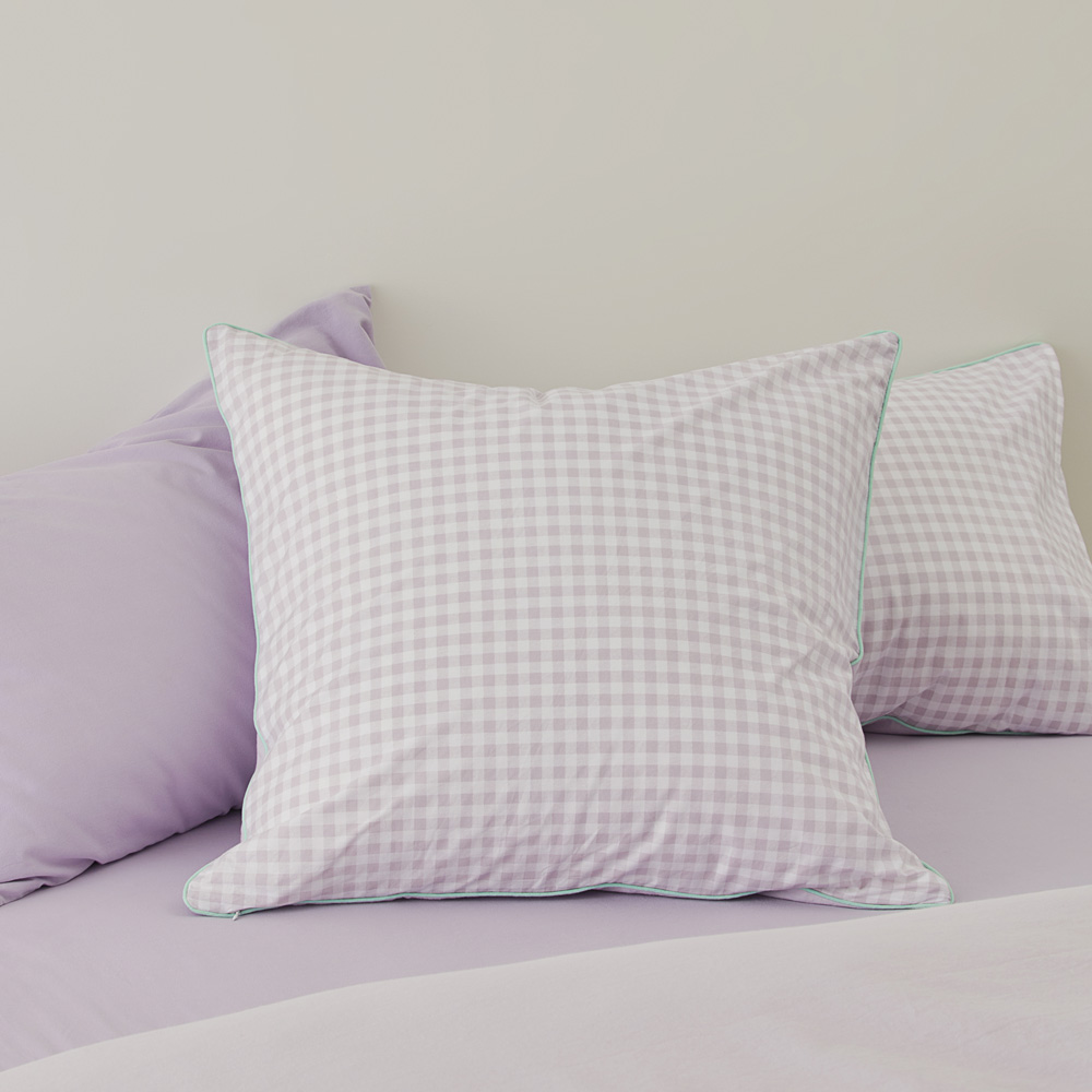 Lonnie Lilac Pillowcases