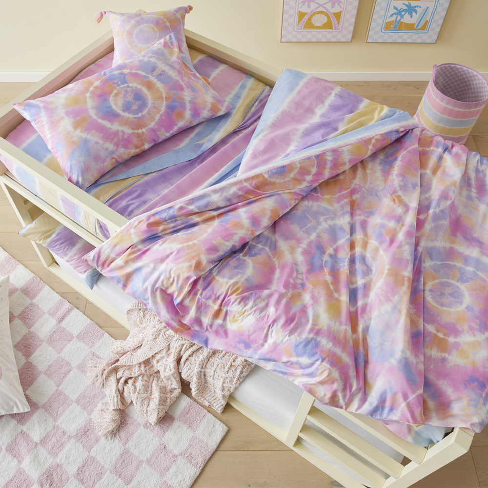Zephyr Tie Dye Bubblegum Quilt Cover Set