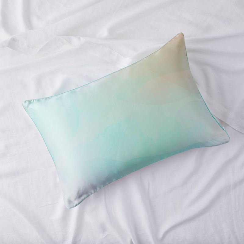 Dreaming Pure Silk Printed Pillowcase
