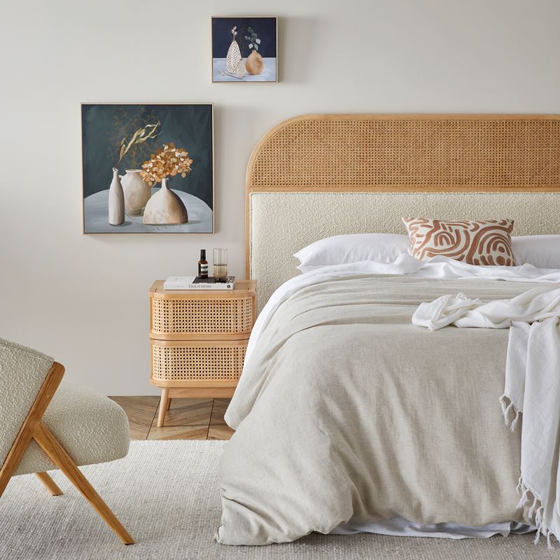 Burleigh Ivory Boucle Bedhead