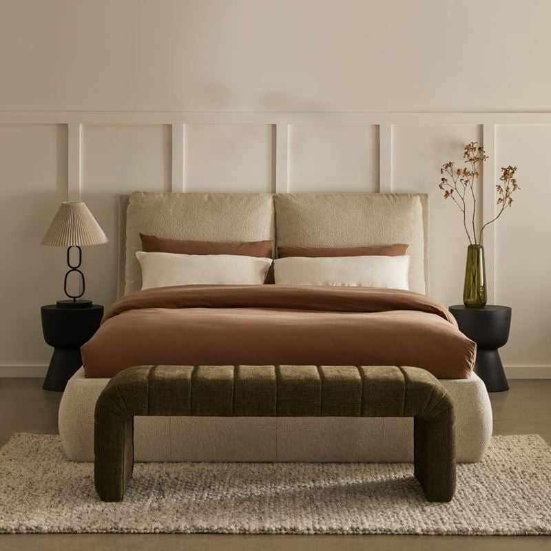 Hamina Pearl Boucle Full Bed