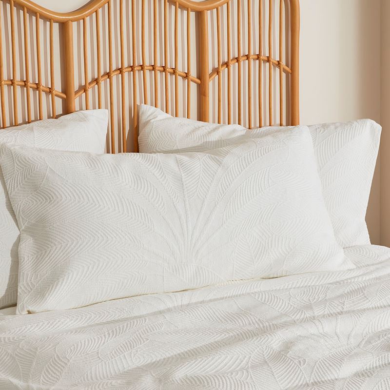 Acai Off White Matelasse Pillowcases