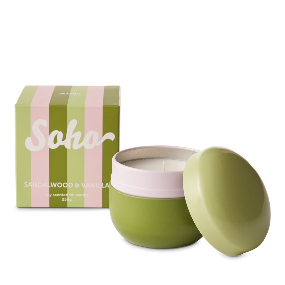 Soho Sandalwood & Vanilla Candle 250g