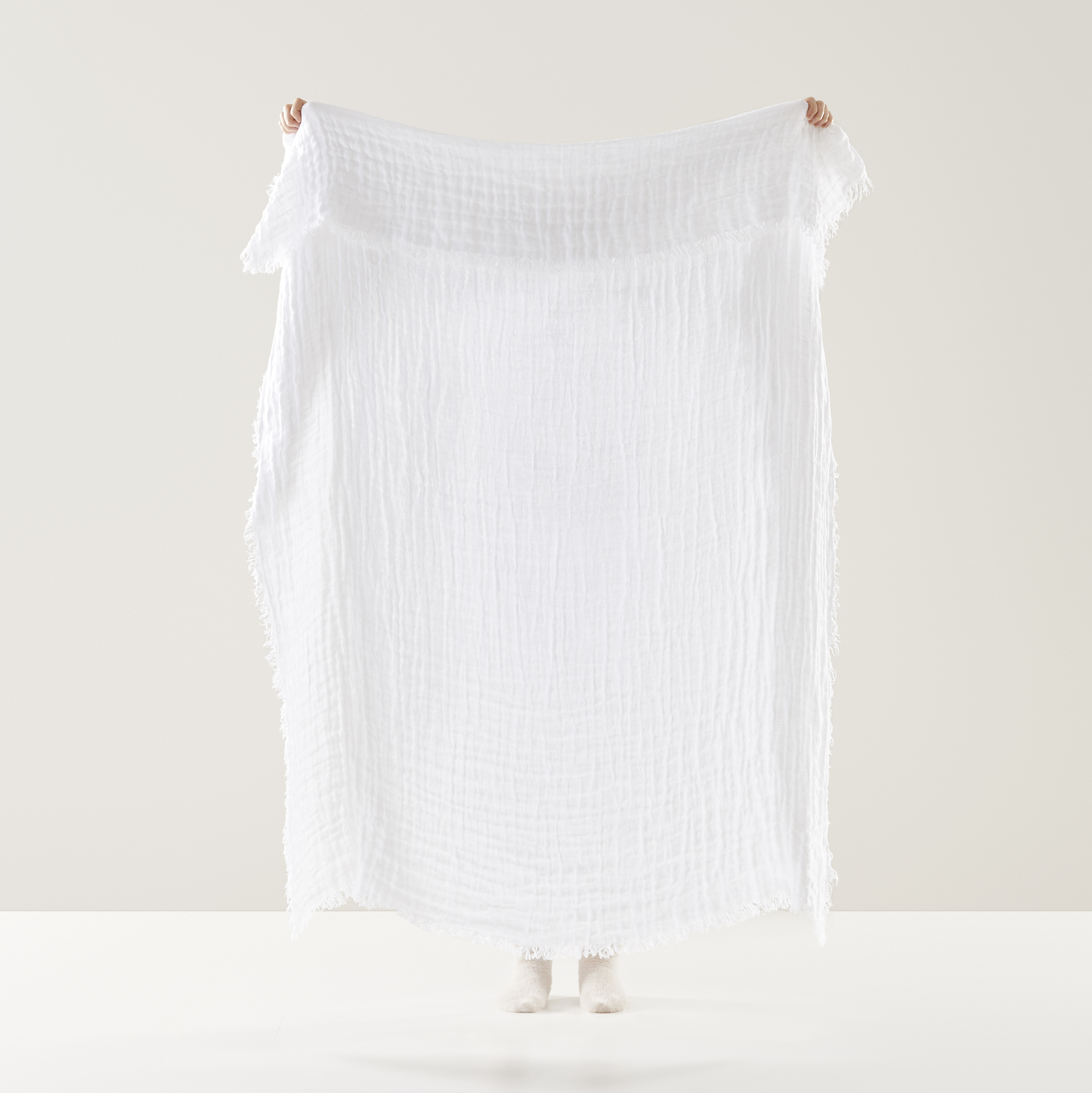 Suri White Linen Throw