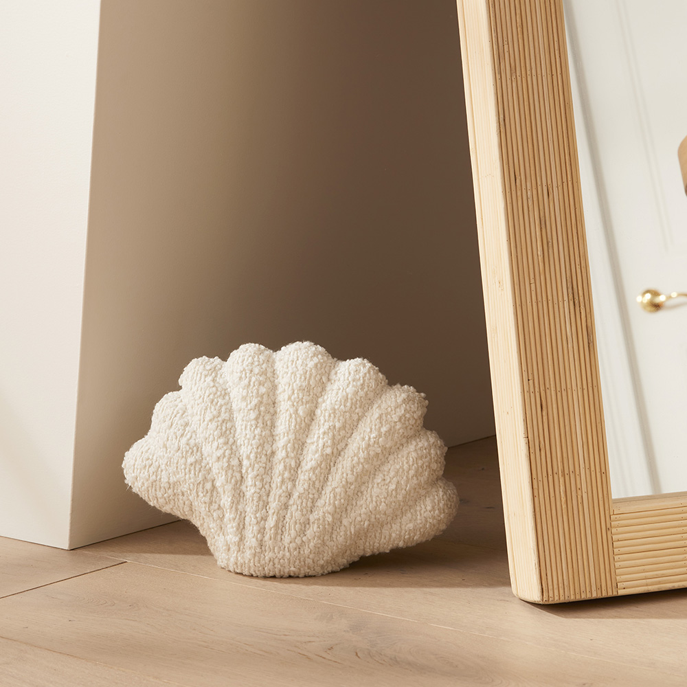 Boucle Shell Snow Door Stop