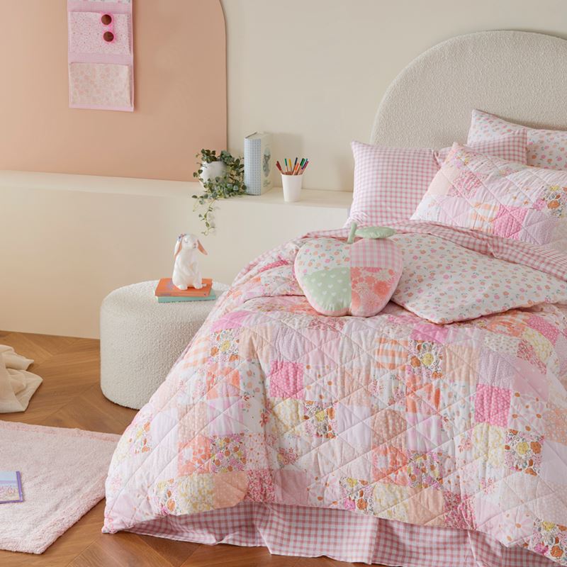 Nola Patchwork Pink Quilted Quilt Cover Set