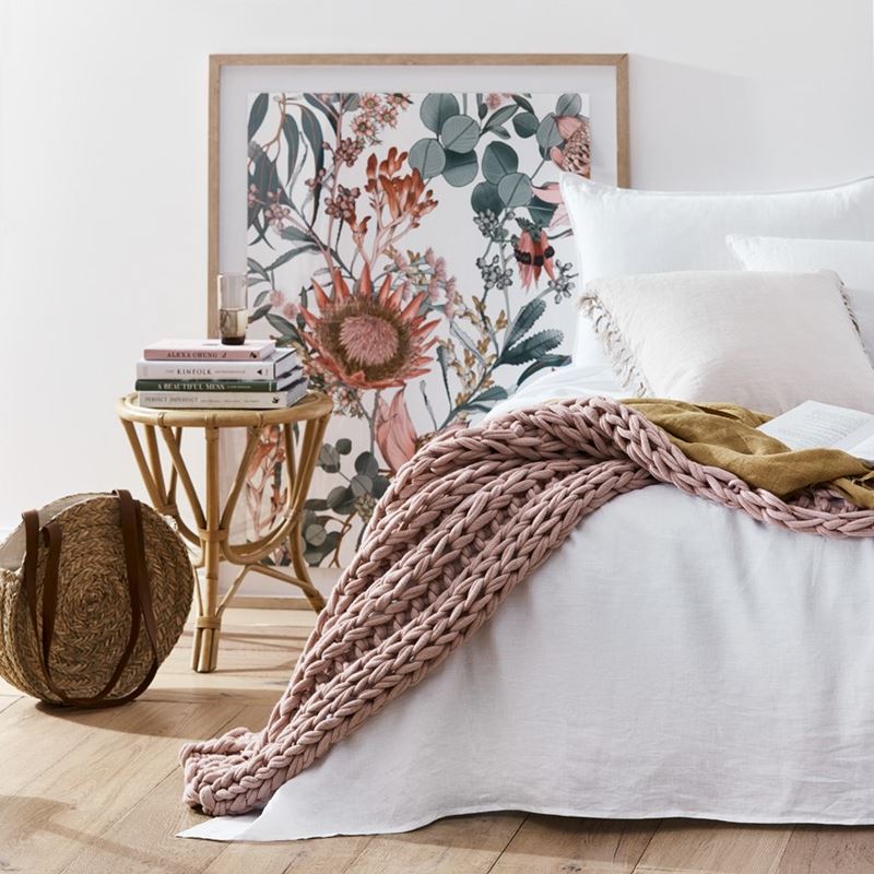 Newport Dusty Pink Chunky Knit Throw