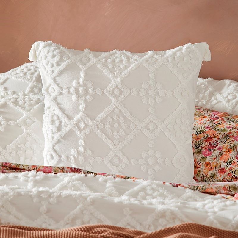 Vienna White Tufted Quilt Cover Separates