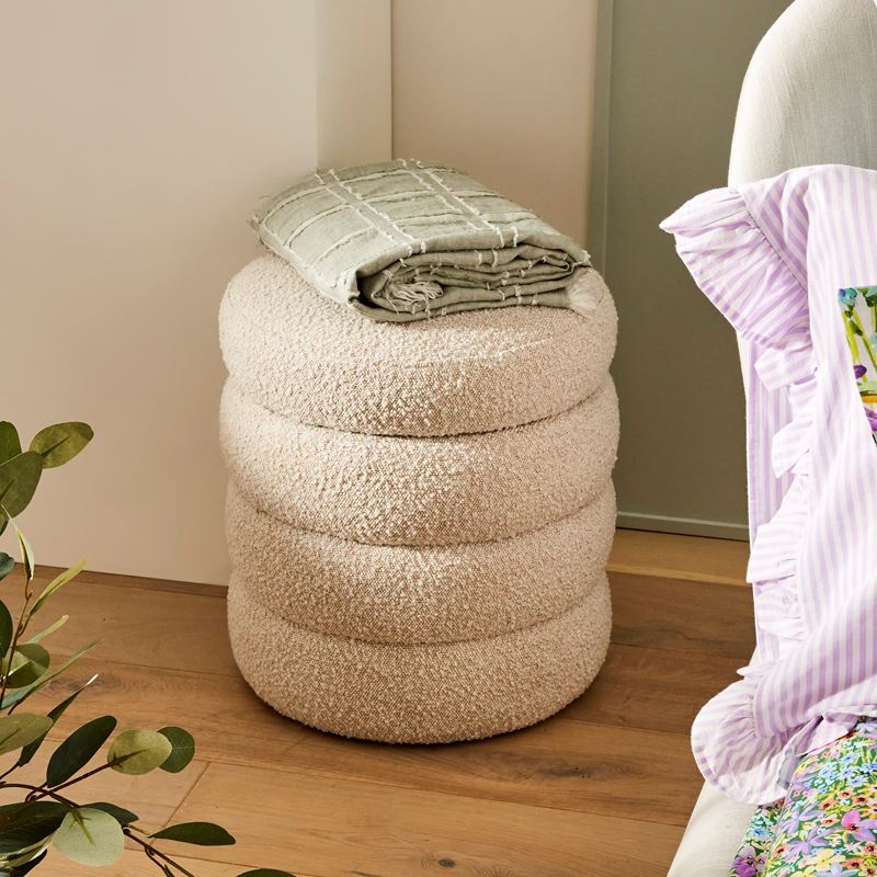 Pasquale Soft Green Linen Throw