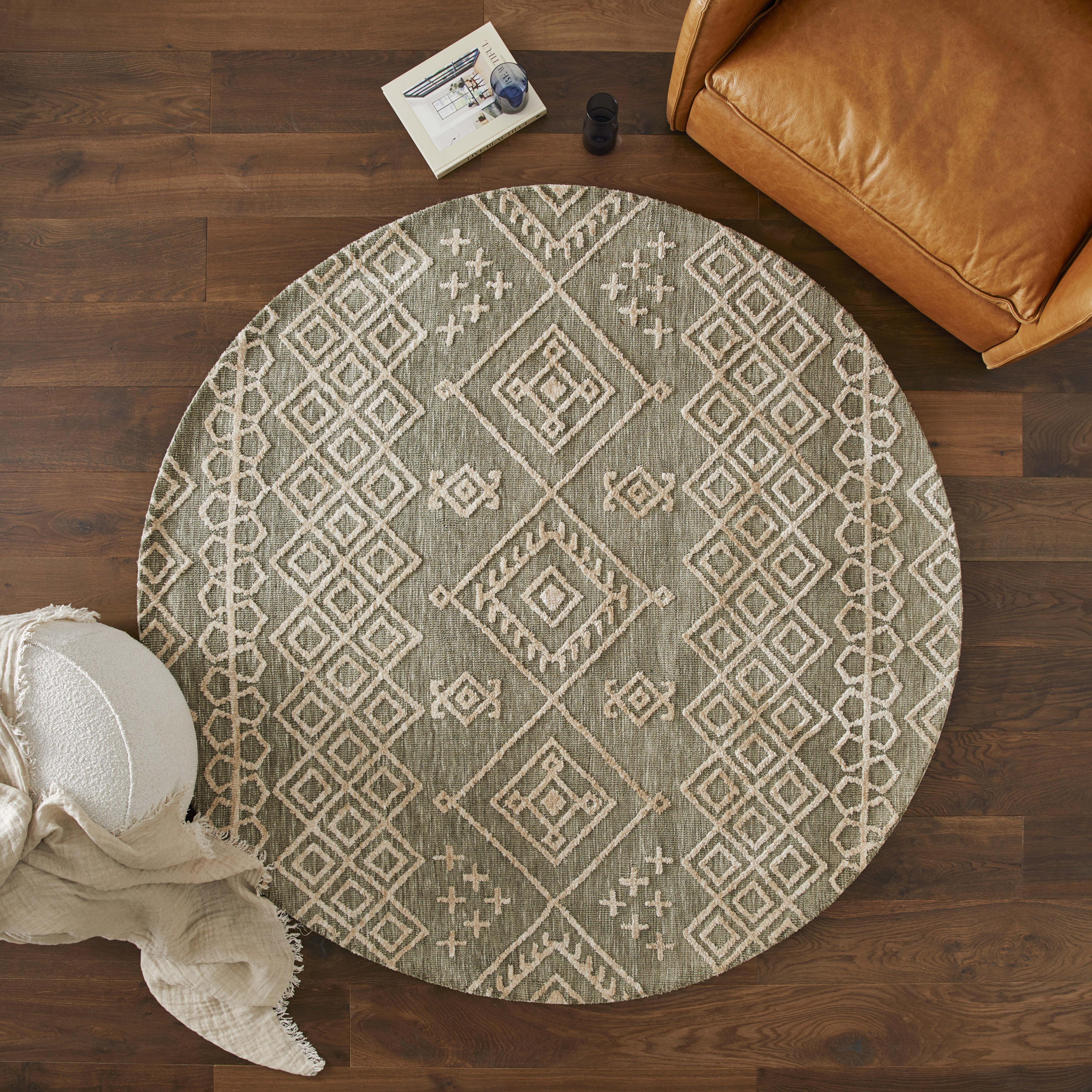 Ohio Aztec Fern Marle Round Rug