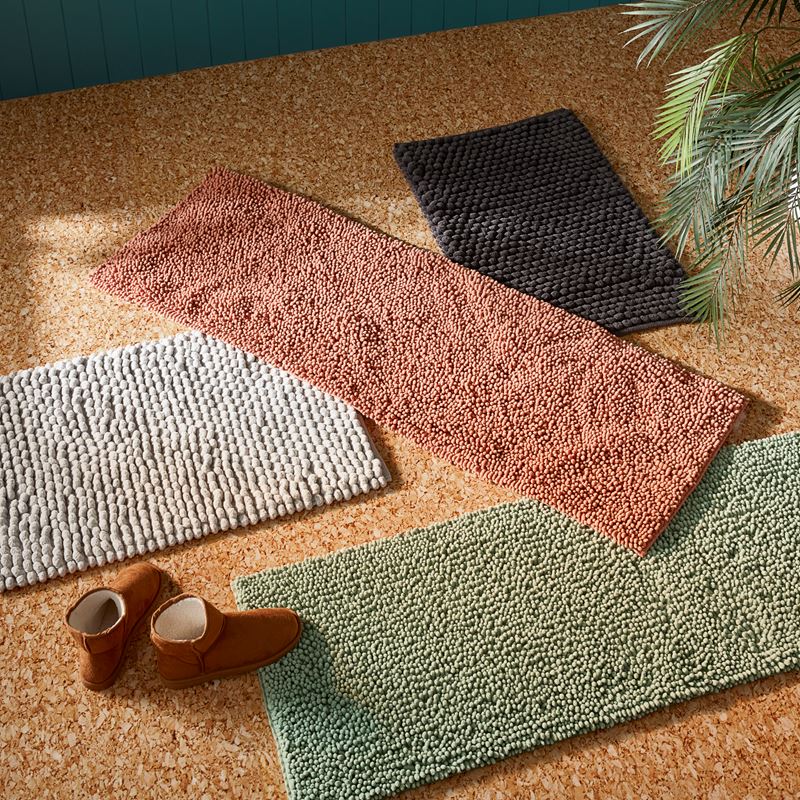 Microplush Stone Marle Bobble Bath Runner