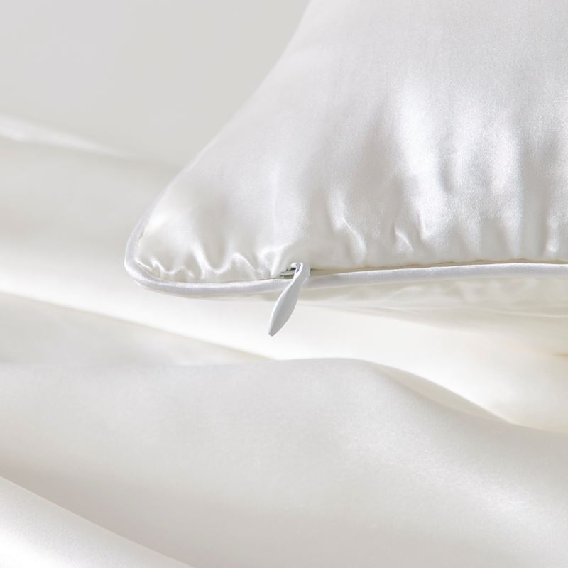 Pure Silk Antique White Sheet Set