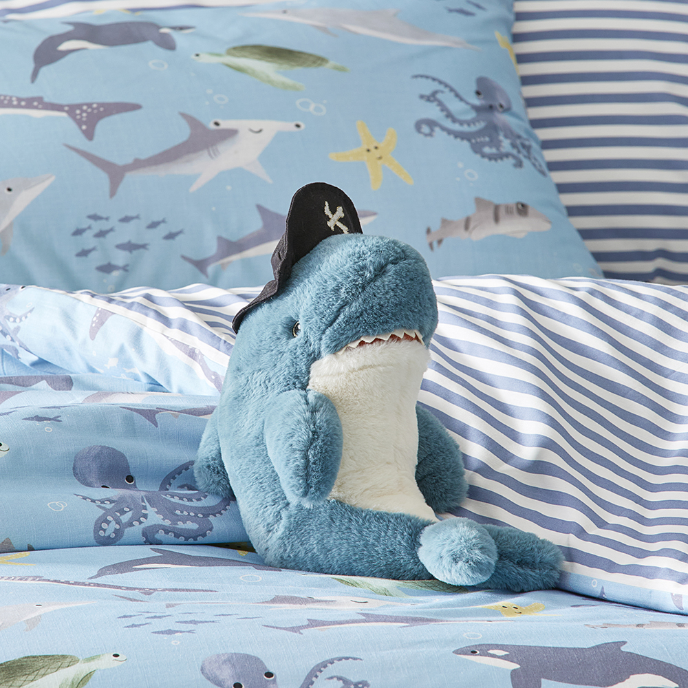 Keepsake Toys Pete the Pirate Shark