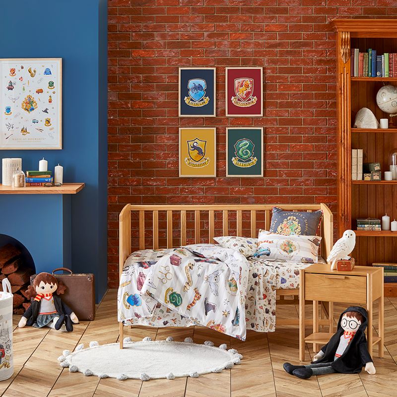 Warner Bros Harry Potter White Hogwarts Quilt Cover Set