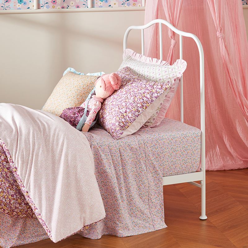 Heirloom White Iron Bed