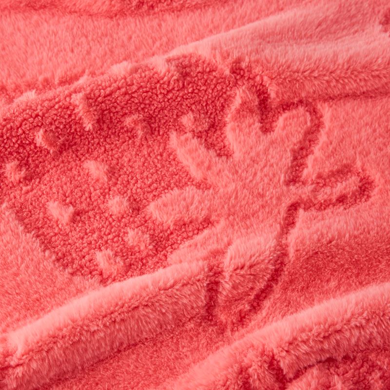 Estonia Summer Strawberry Berry Throw