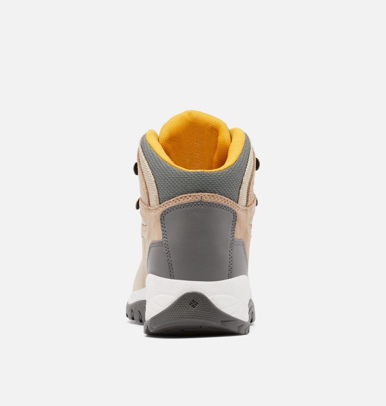 Columbia Women' Newto Ridge Plu Waterproo Ampe Hikin Boo  Wide