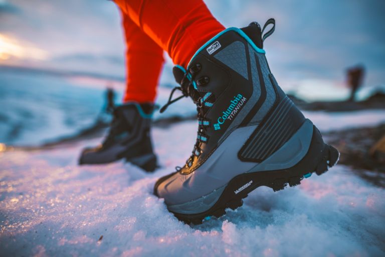 Columbia Women' Powderhous Titaniu Omni-Hea 3 OutDr Boot