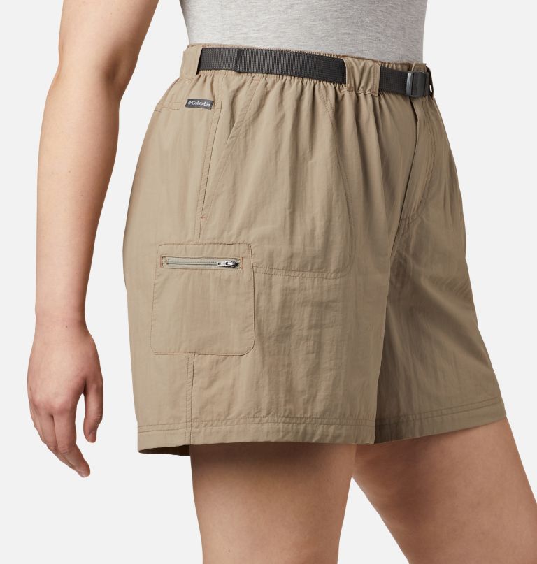 Columbia Women' Sand River Carg Short  Plu Size