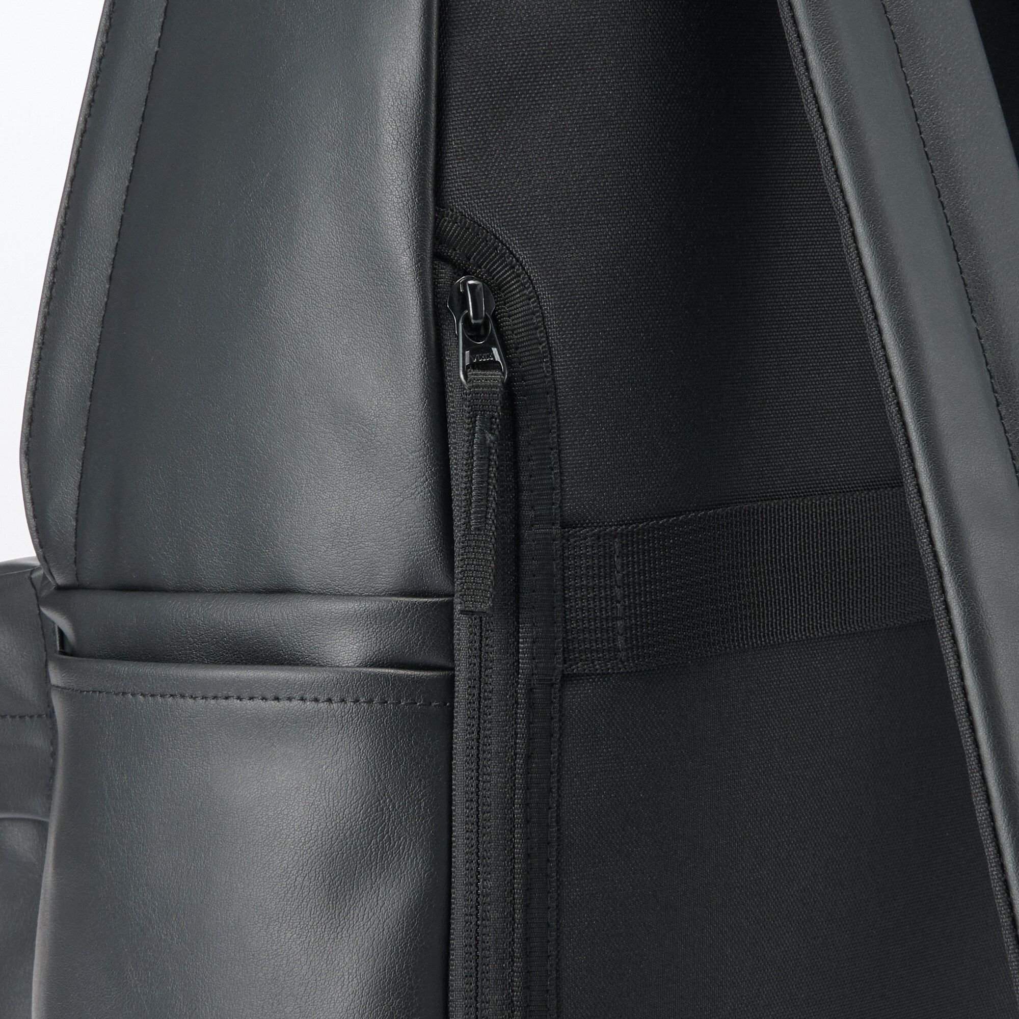 植物由来の原料を使った　リュックサック