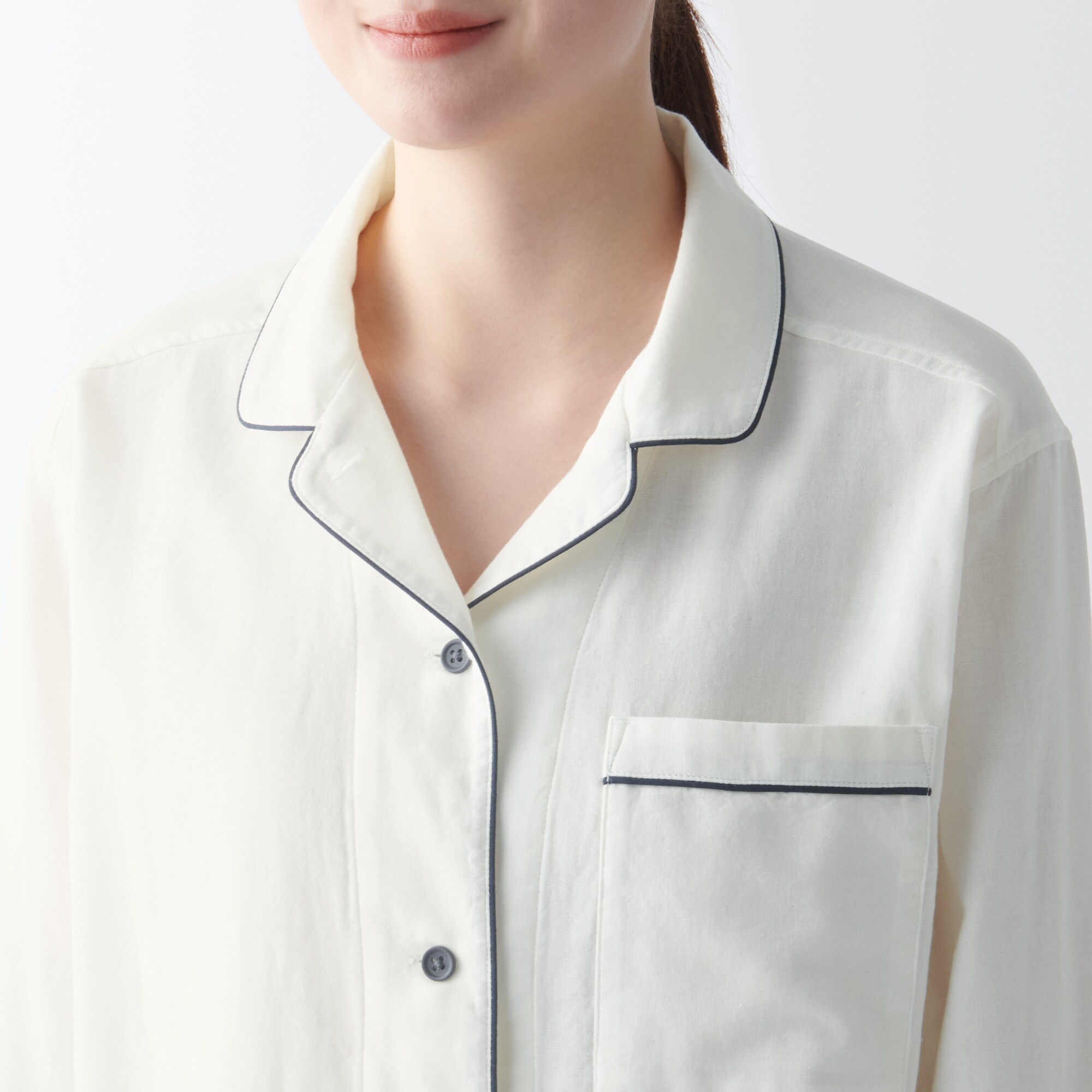 婦人　脇に縫い目のない　二重ガーゼパジャマ（パイピング）