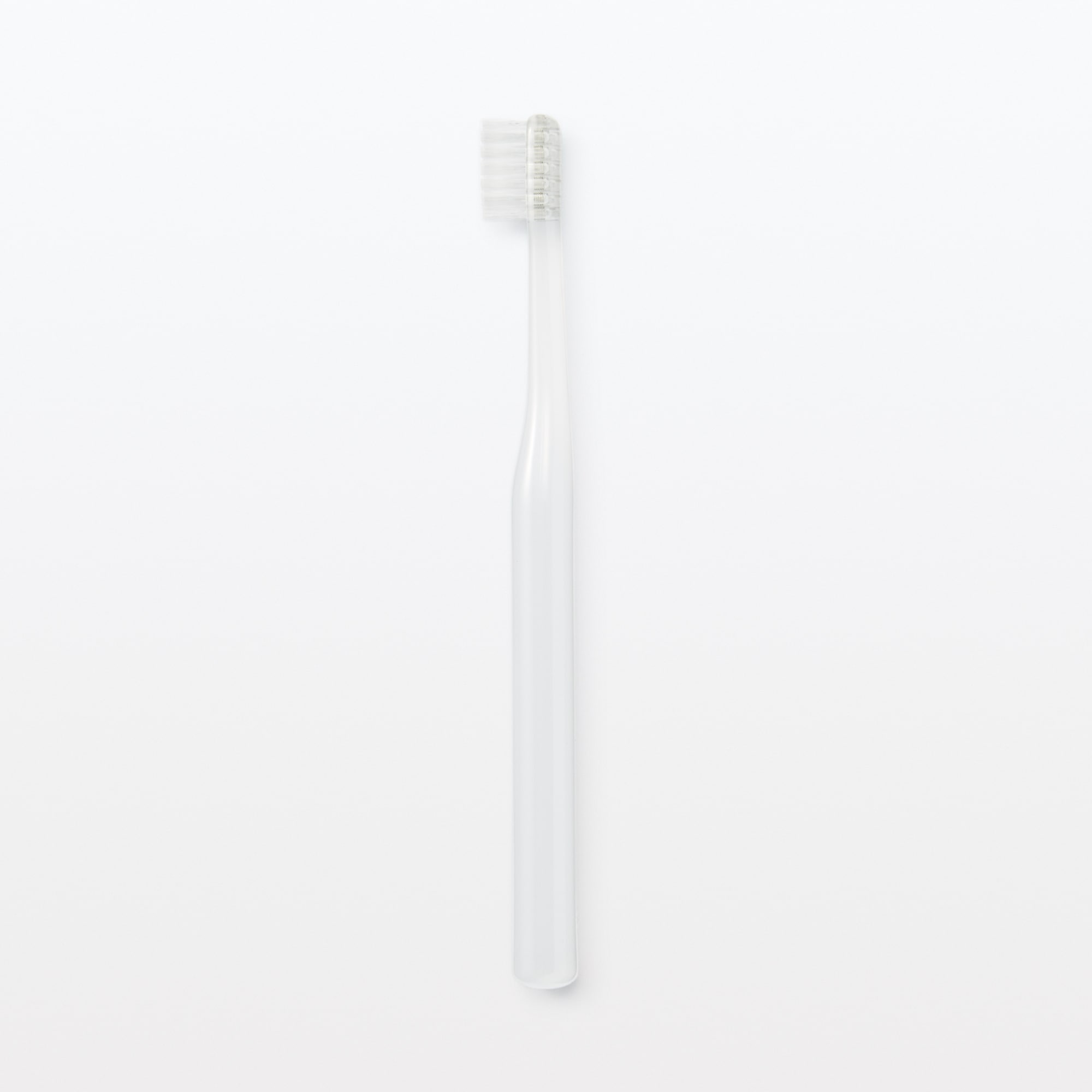 【こども用】ポリプロピレン歯ブラシ　全長１３５ｍｍ