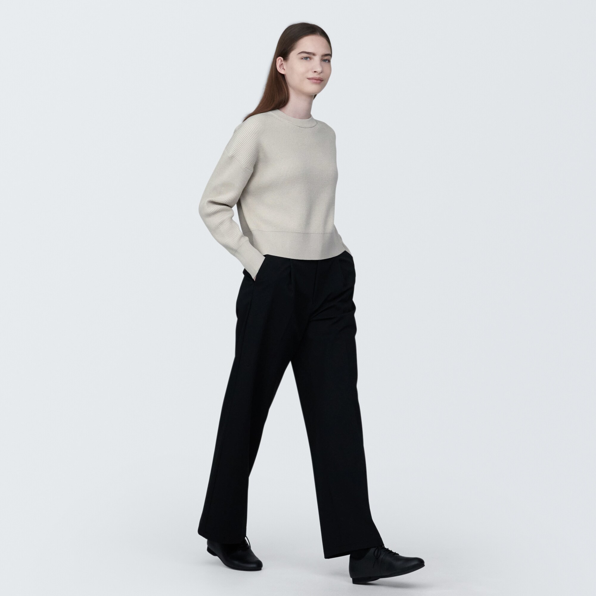 婦人　洗える畦編みショート丈クルーネックセーター