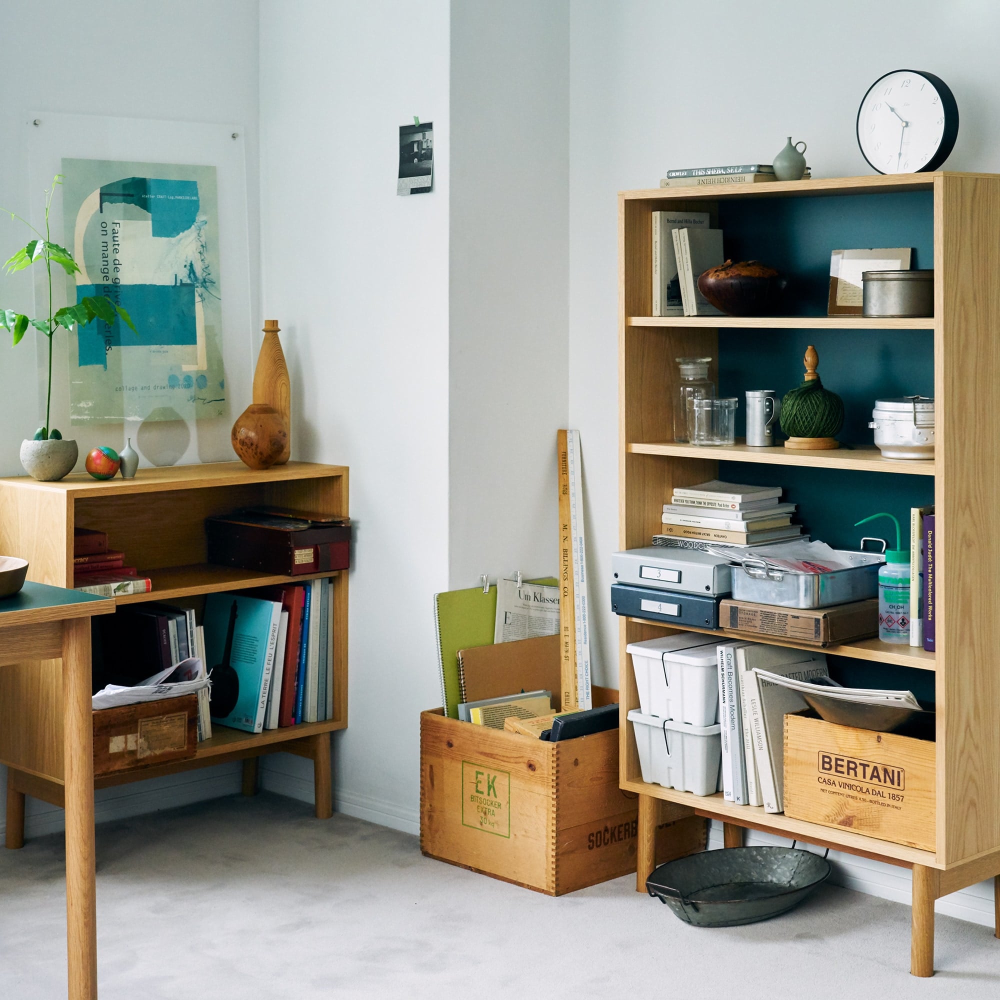 ＳＴＩＬＴ　ＳＨＥＬＦ　ＴＡＬＬ　幅７５×奥行３２×高さ１４０ｃｍ