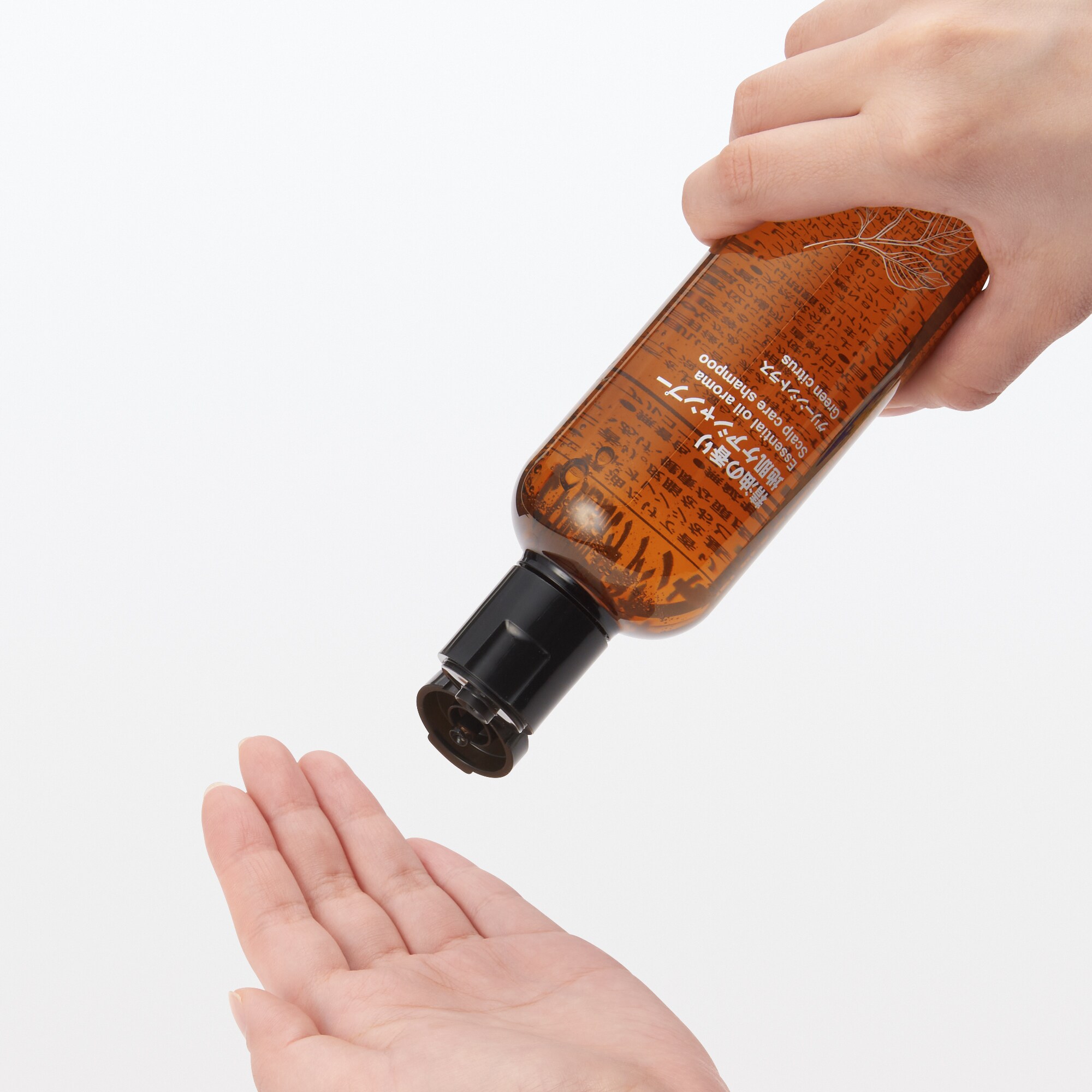 精油の香り地肌ケアシャンプー　３００ｍＬ　グリーンシトラス