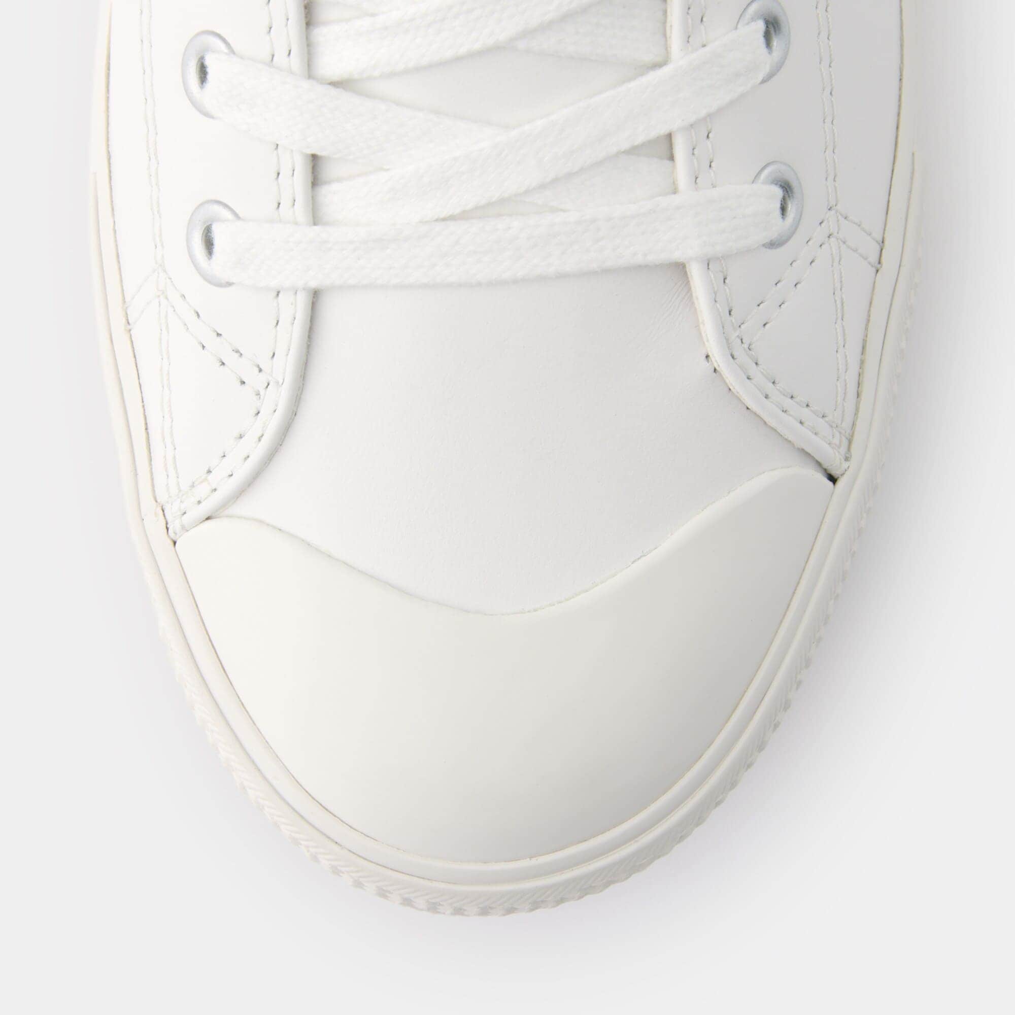 疲れにくい　撥水　レザースニーカー