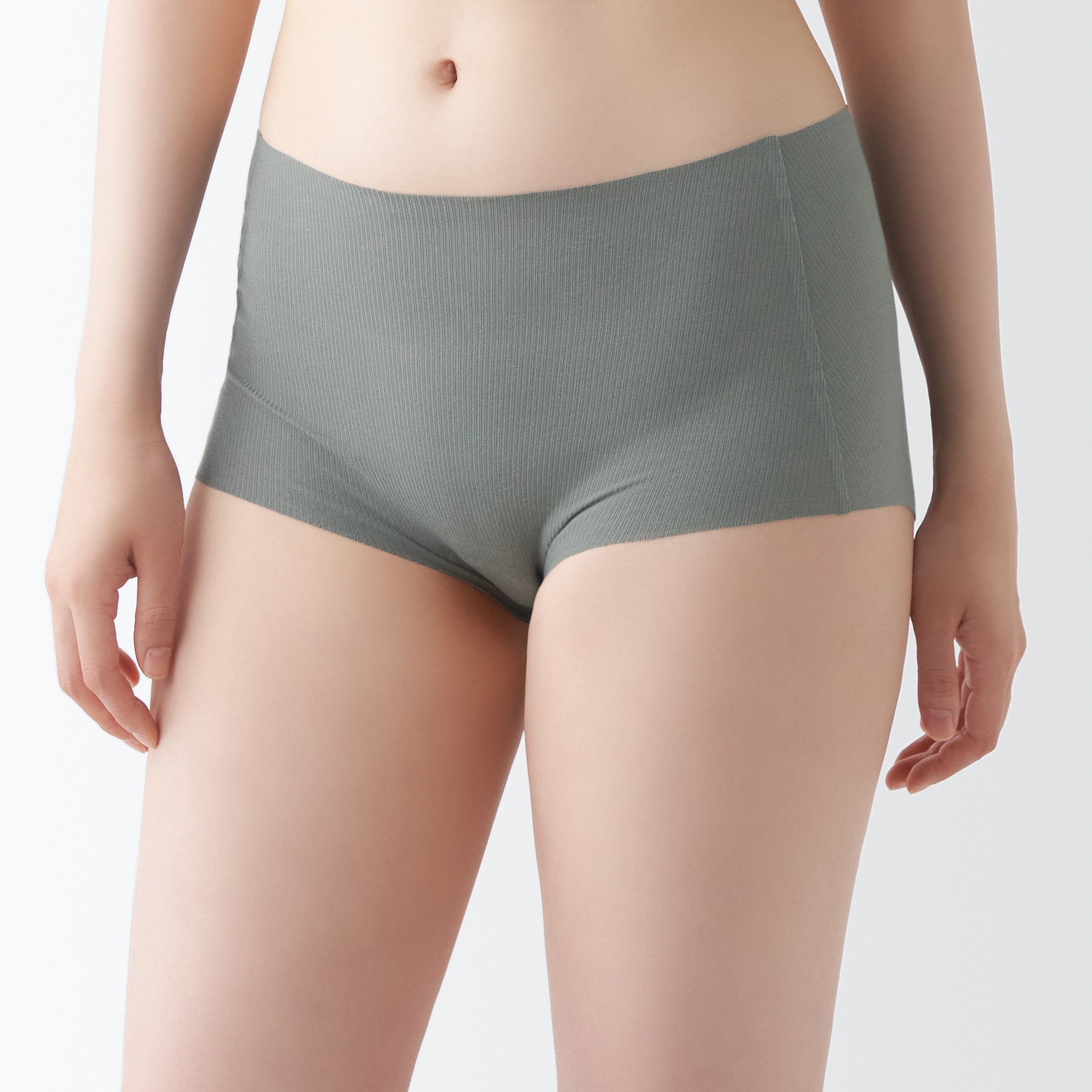 肌あたりがやさしいリブショーツ