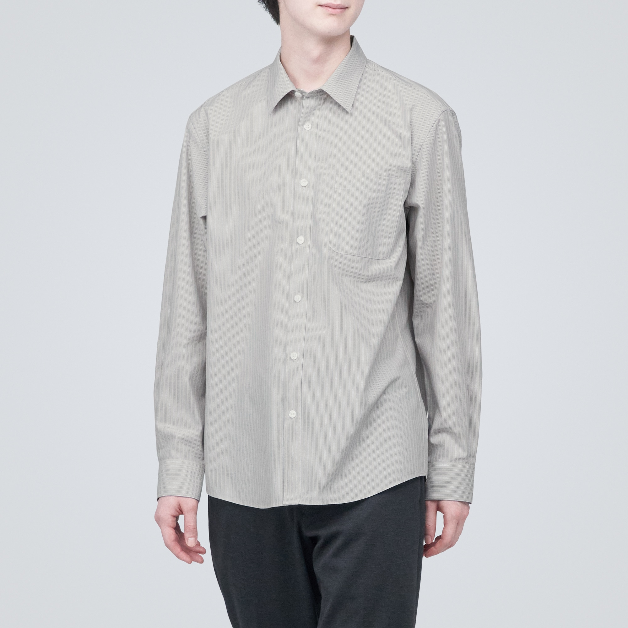 シワになりにくい長袖シャツ