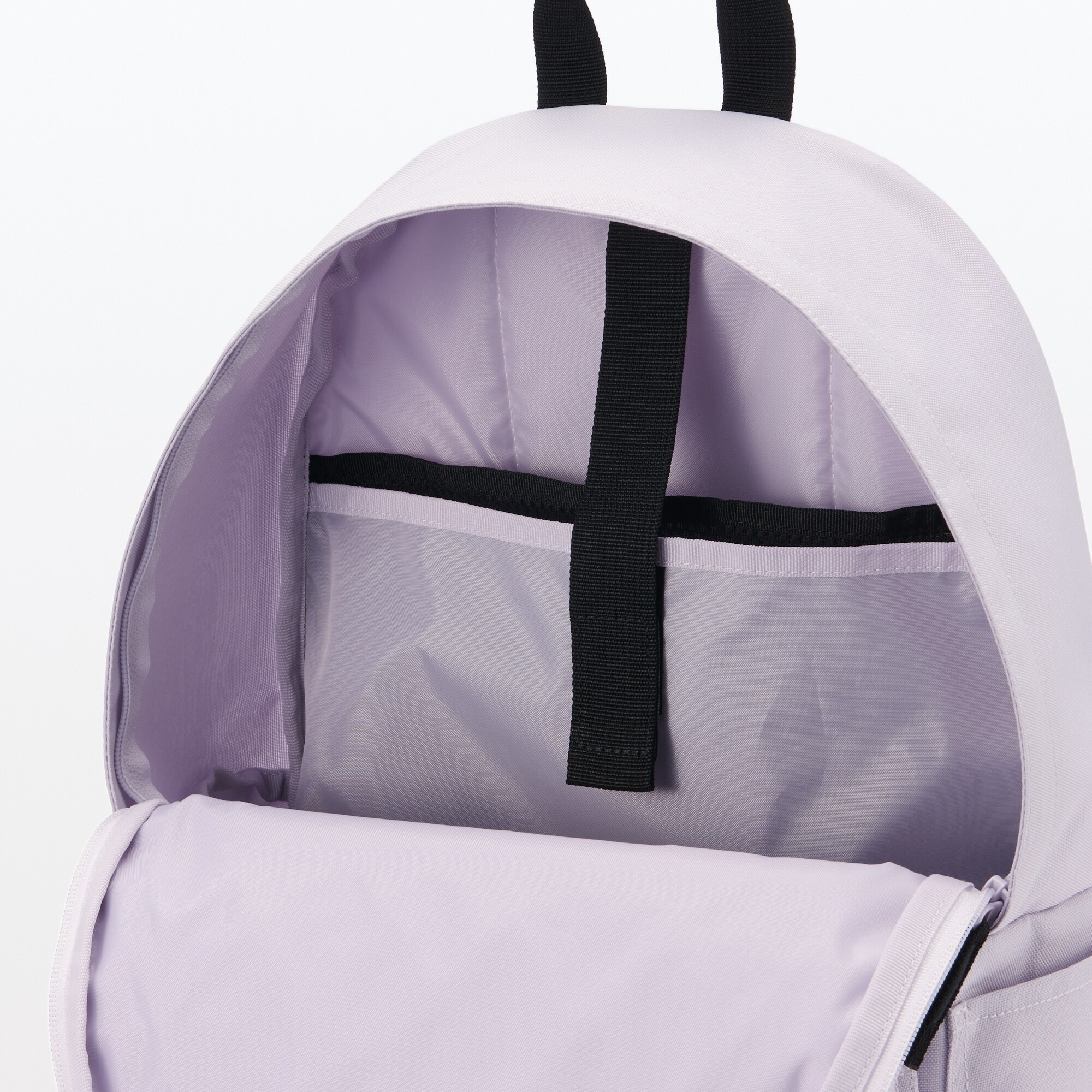 肩の負担を軽くする　撥水リュックサック