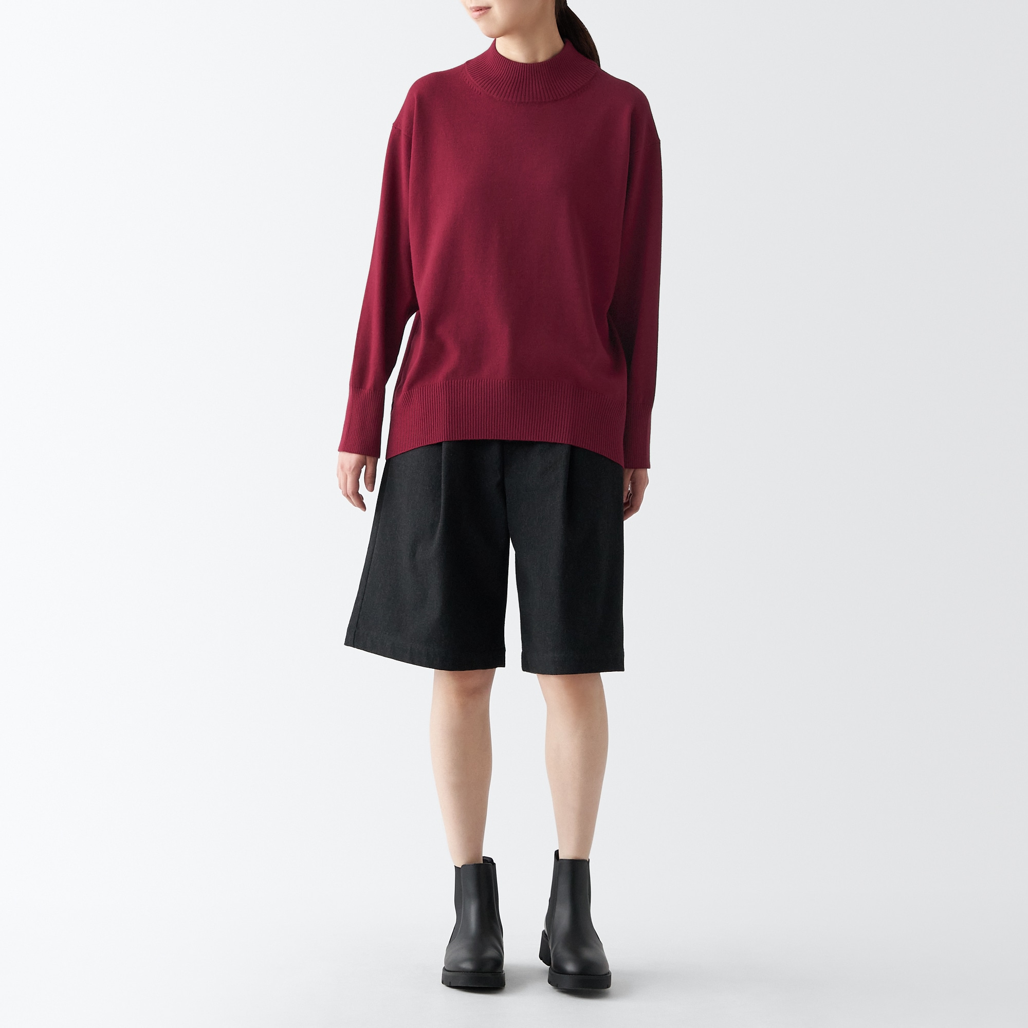 洗えるニットハイネックセーター