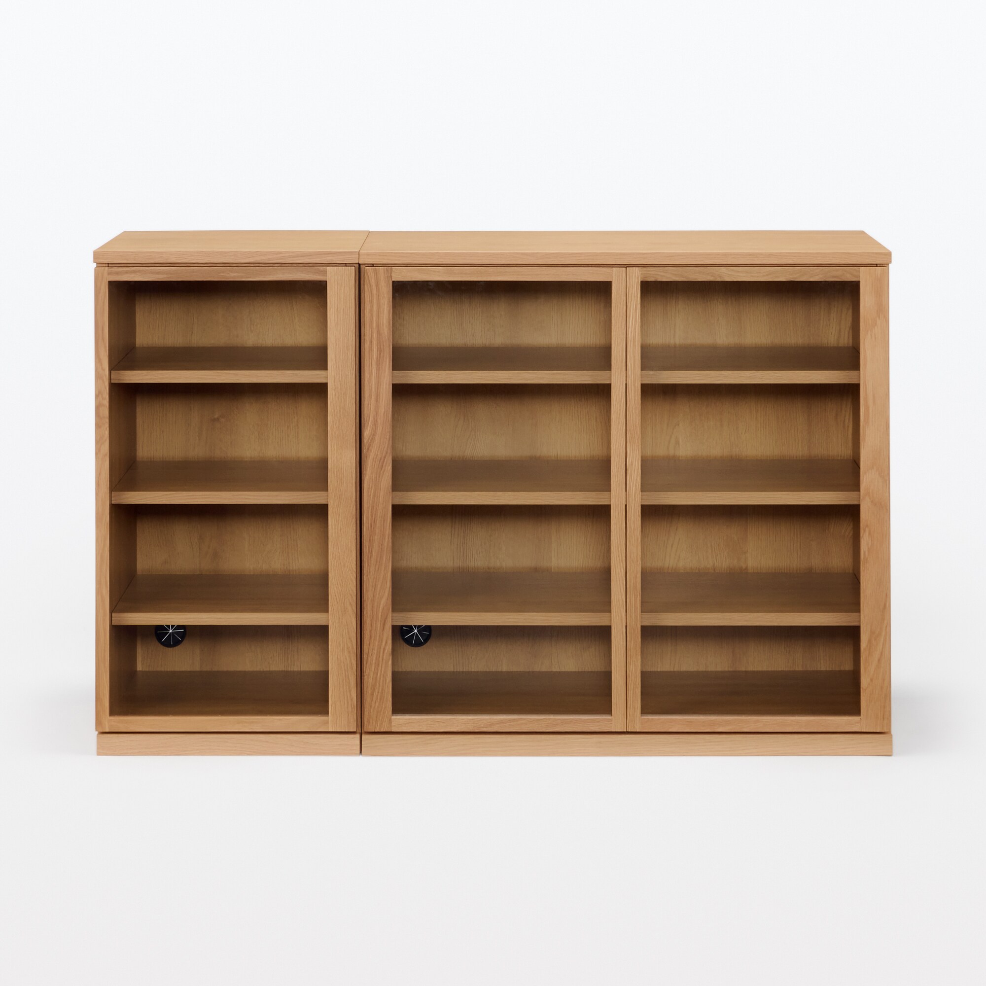 木製キャビネット　ガラス扉