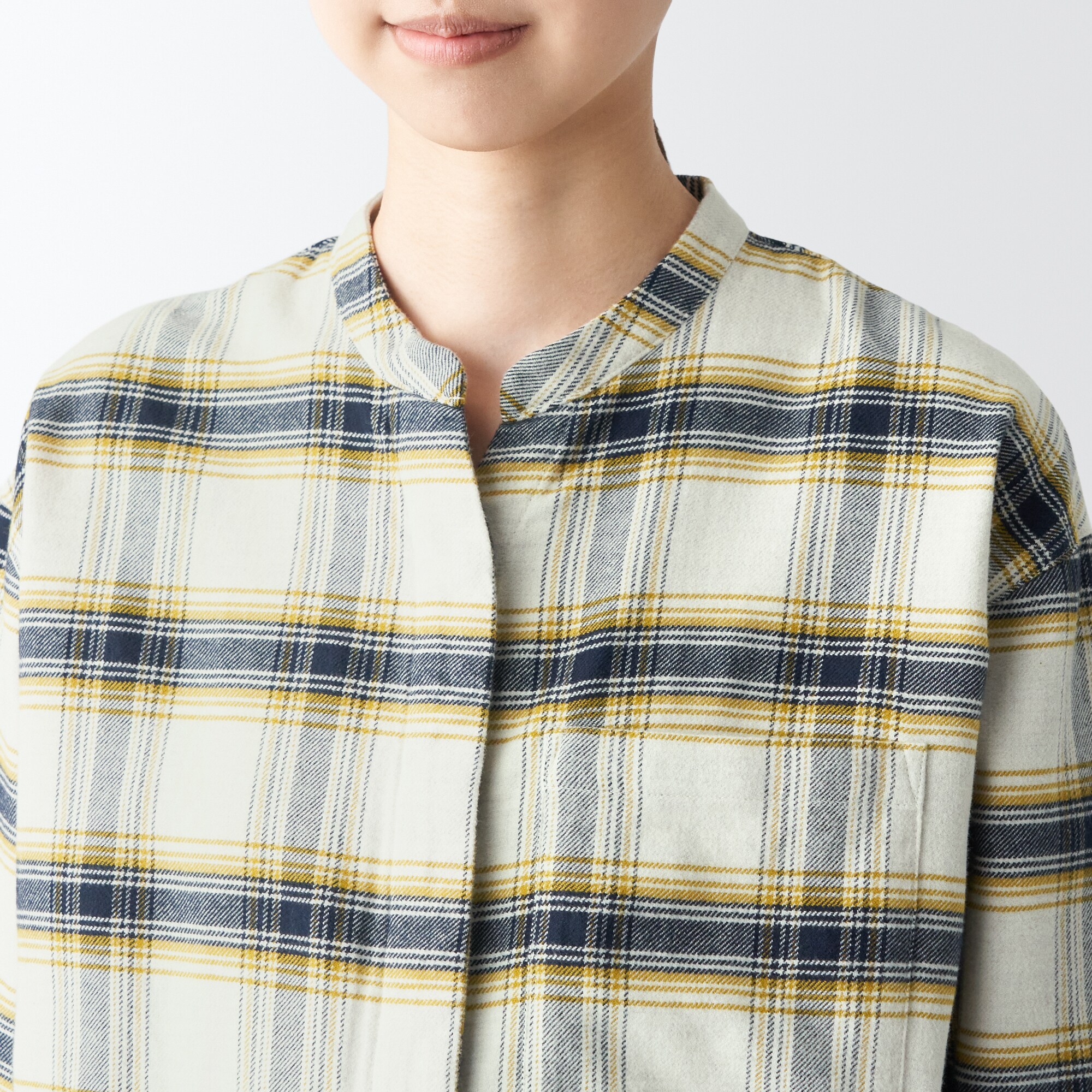 【両面起毛で温かい】脇に縫い目のない　フランネルパジャマ（マタニティ）