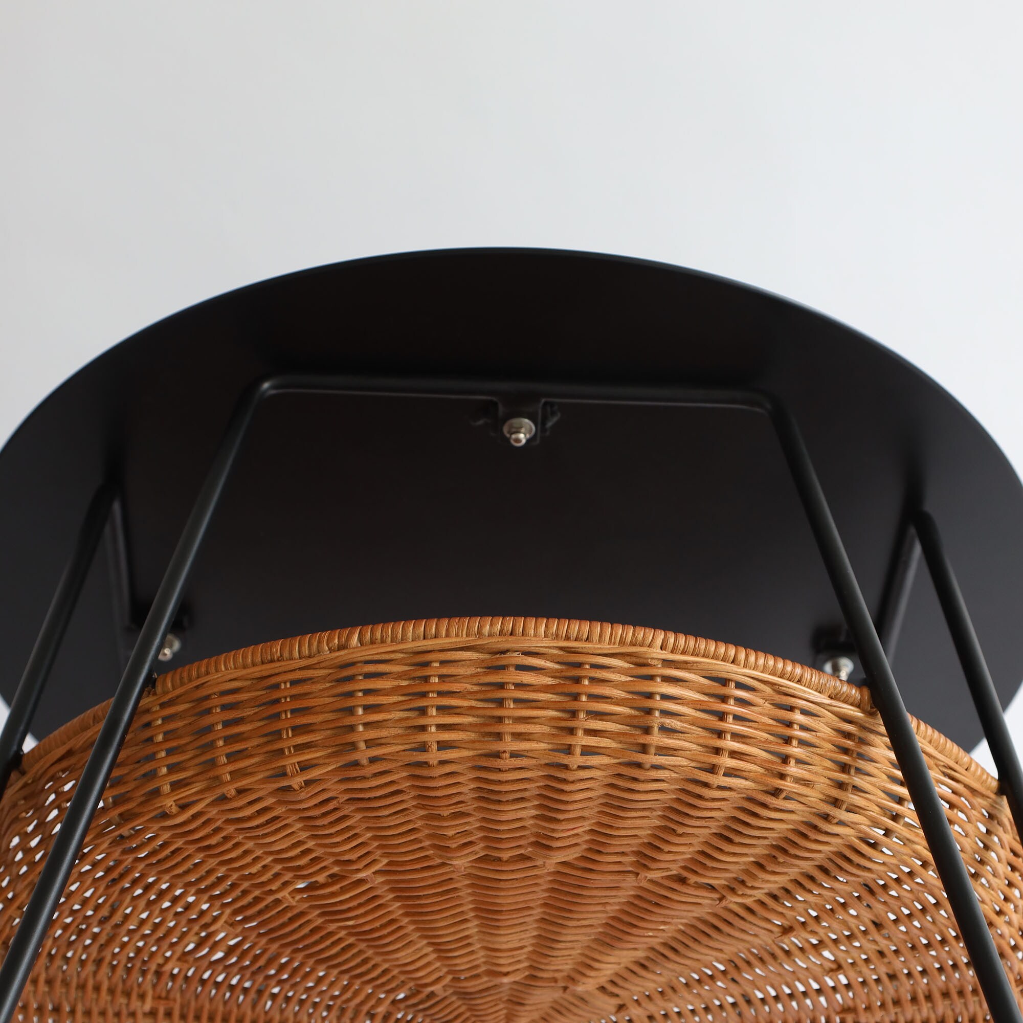 ［ＩＤＥＥ］ＷＡＬＬＡＢＹ　ＬＯＷ　ＴＡＢＬＥ　ＲＯＵＮＤ　ＢＬＡＣＫ